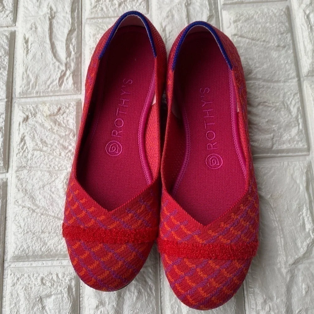 Rothy's The Flat Pomegranate Grid Round Toe Ballet Flat Red Pink Retired Size 8